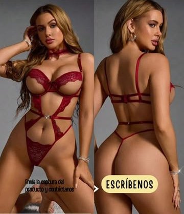 Body rojo vino con aberturas