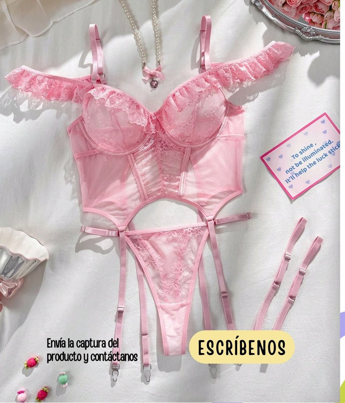 Liguero rosa con volantes