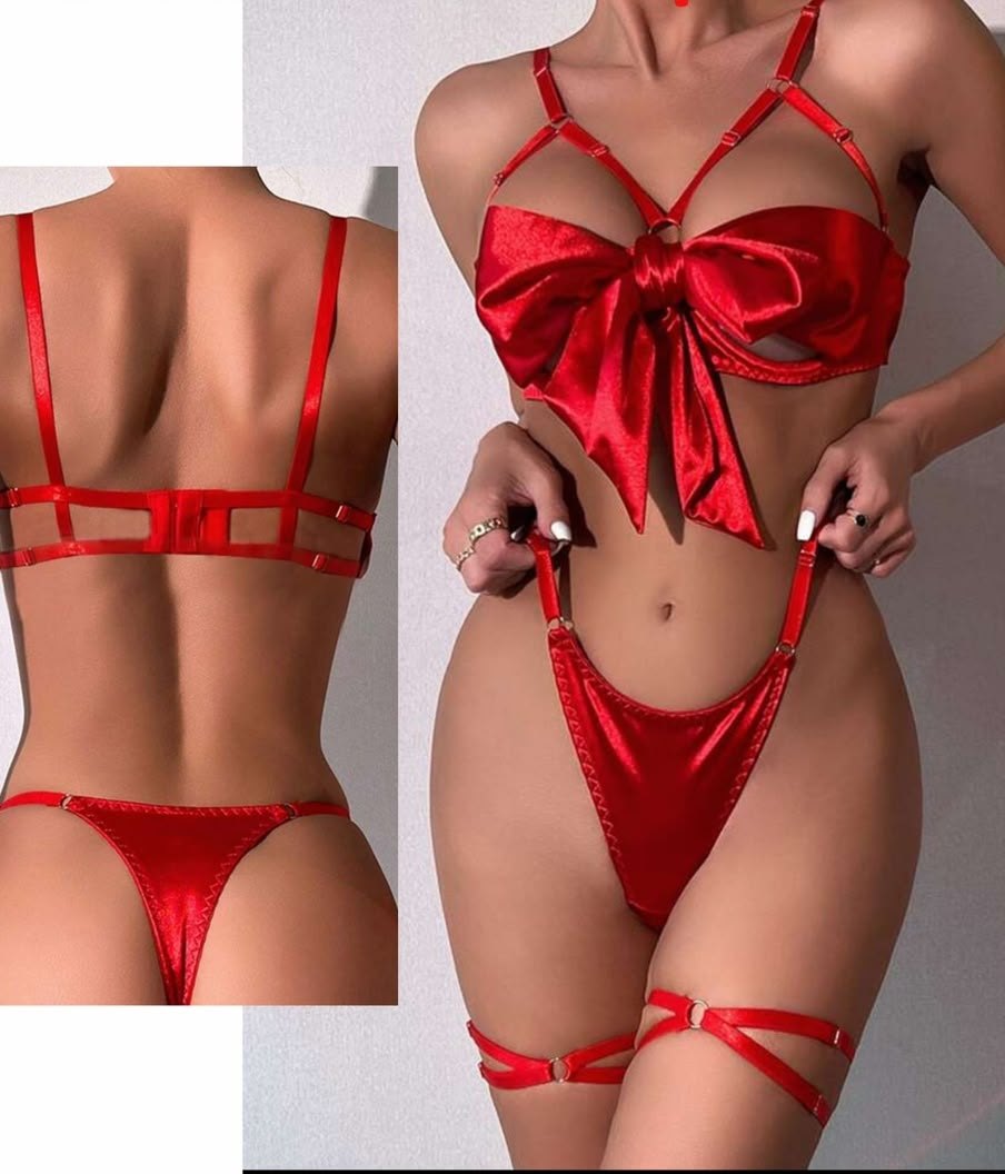 Set rojo con lazo