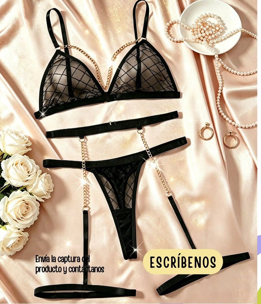Set negro con cadenas doradas