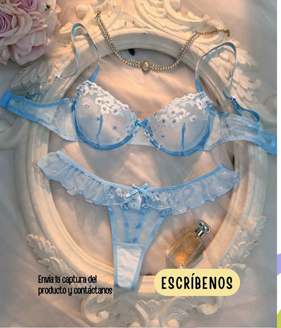 Set celeste de encaje